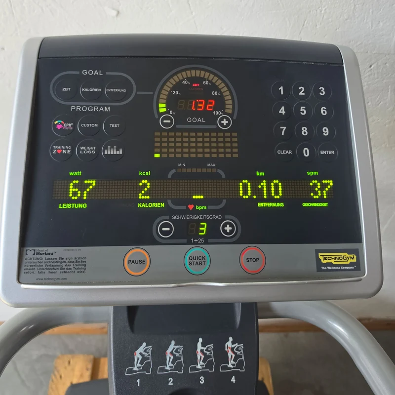 Technogym Wave Excite Line 700 Stepper - Inliner - Ski Ellipsentrainer, LED Display, gebraucht - überholter Zustand