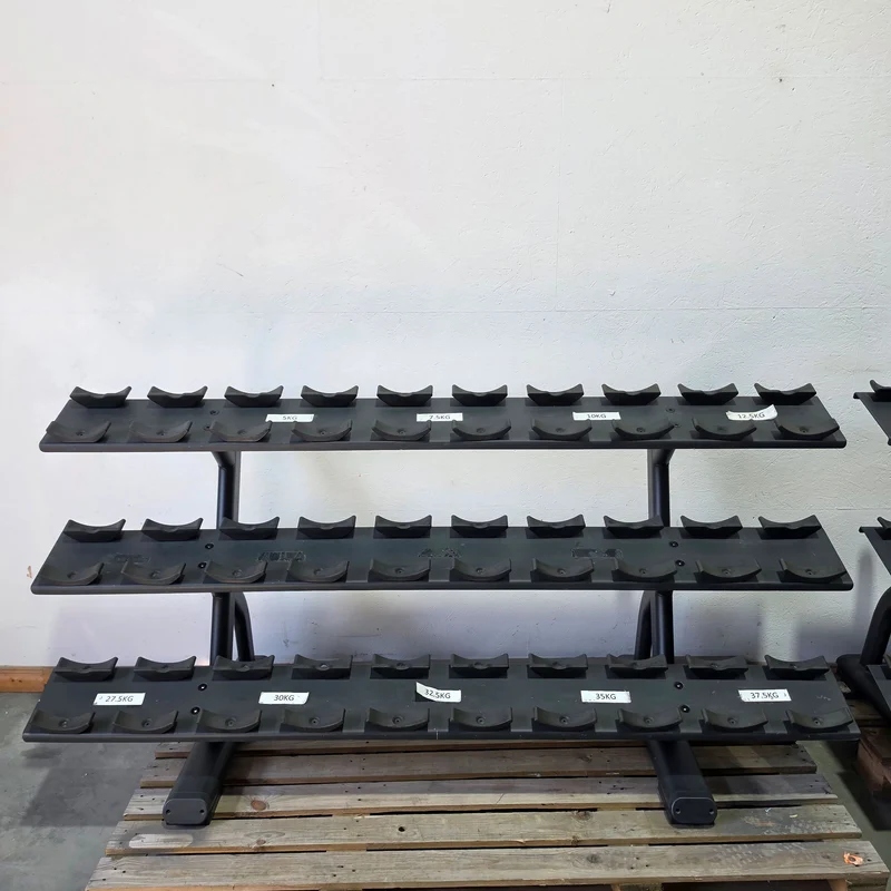 Jordan Kurzhantelsatz aus Urethane 2,5 bis 40kg in 2,5kg Stufen ( 16 Paare ) Material ähnlich Gummi bzw PU Polyurethane, INKLUSIVE Precor Kurzhantelablage, gebraucht - mit Gebrauchsspuren