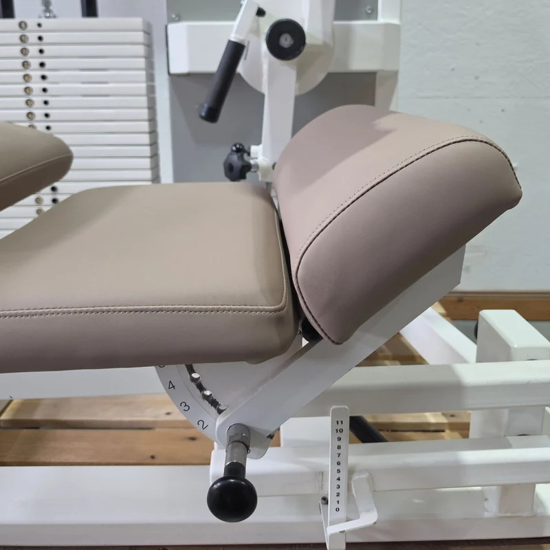 Kaphingst Rückenstrecker RA14, Hyperextension Kraftgerät, sehr variabel einstellbar, Lower Back Machine, Farbe Weiß, gebraucht - geprüfter Zustand mit Gebrauchsspuren