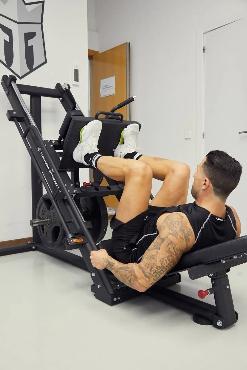 Titanium Strength Beinpresse / Hack Squat TF4