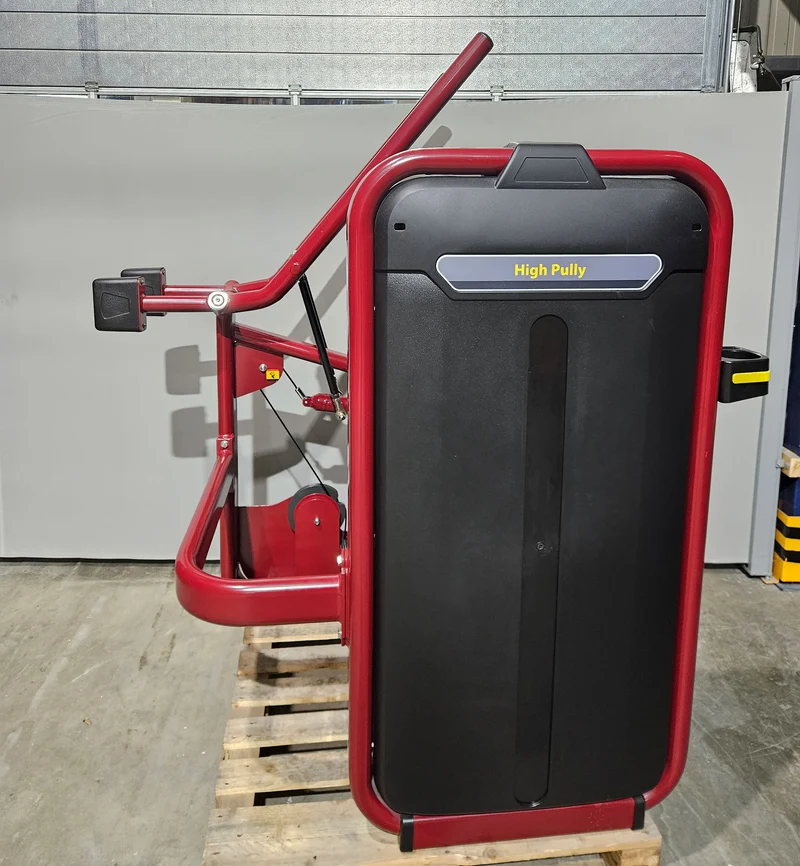 DankSport Latzug von Oben, Pulldown, Farbe Rot, gebraucht - überholter Zustand