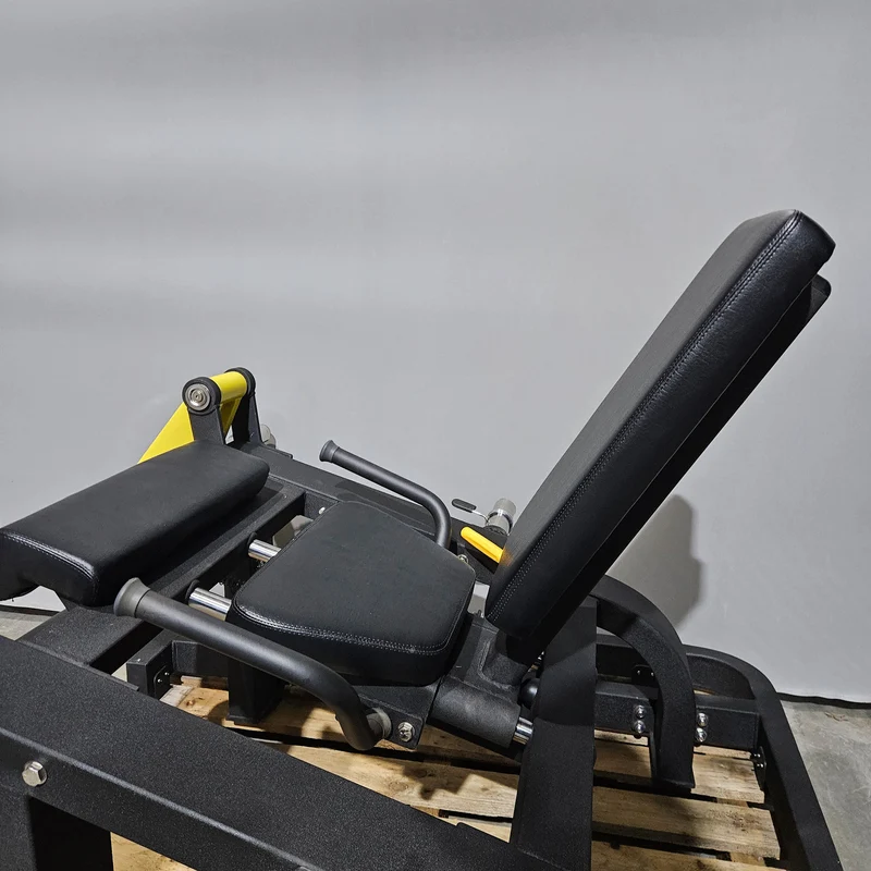 DankSport Beinstrecker sitzend, Leg Extension Plate loaded, Farbe Schwarz, gebraucht - überholter Zustand