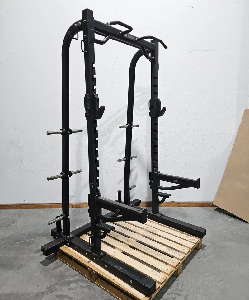 Precor Half Rack inkl. Bodenplattform, Abwurfplattform aus Gummi und Holz, Discovery Series, Ähnlich Full Power Rack, gebraucht - geprüfter Zustand mit optischen Gebrauchsspuren