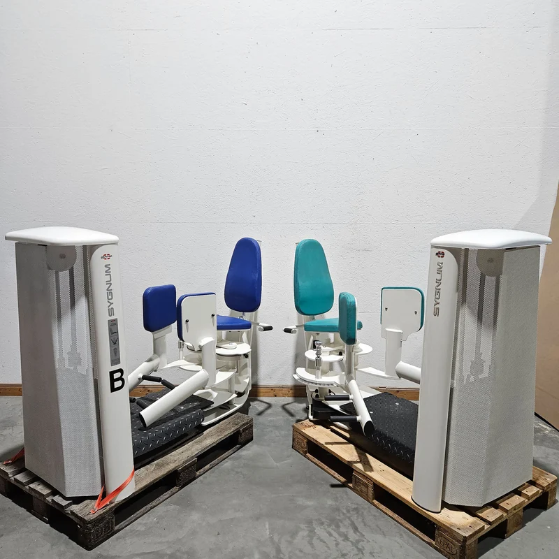 Gym80 Sygnum 2er Set = Abduktoren und Adduktorenmaschine, Hip Abduction und Hip Adduction Set, Rahmenfarbe Weiß, gebraucht - überholter Zustand
