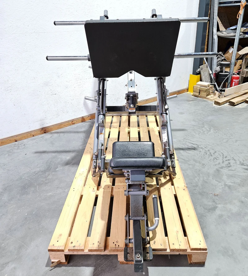 Hammer Strength Plate loaded linear Leg Press, Beinpresse 45° mit Scheibenaufnahme, extrem stabil, Farbe Silber, gebraucht - geprüfter technischer Zustand mit optischen Gebrauchsspuren