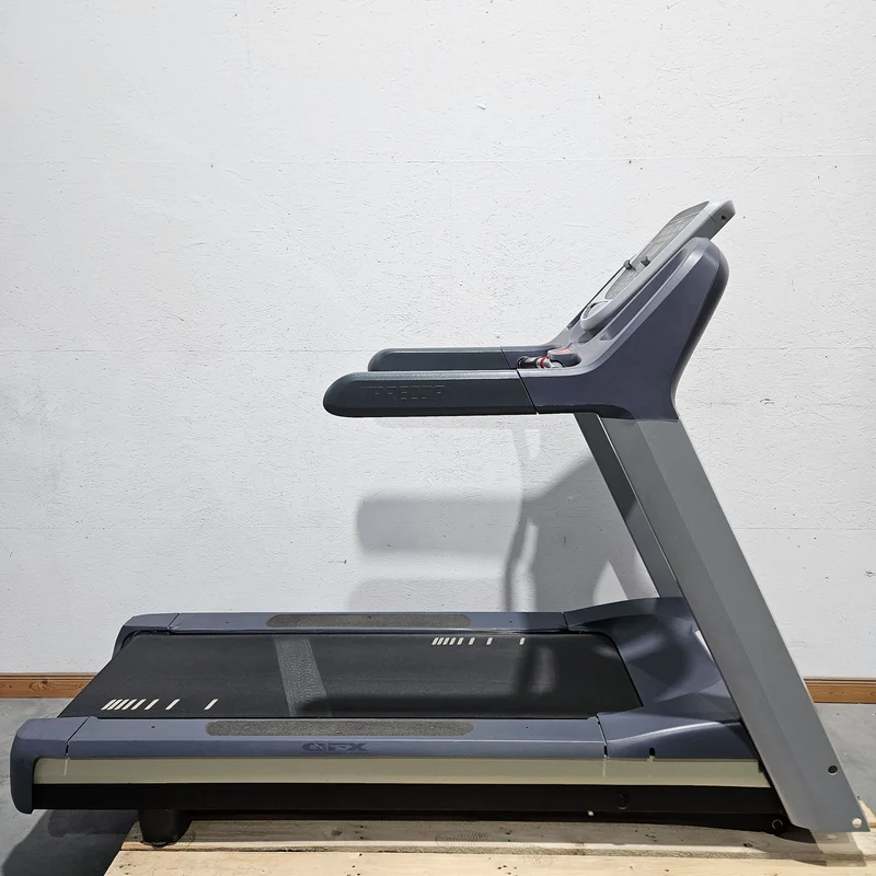 Precor Laufband TRM 835, Treadmill, LED Konsole, gebraucht - überholter Zustand