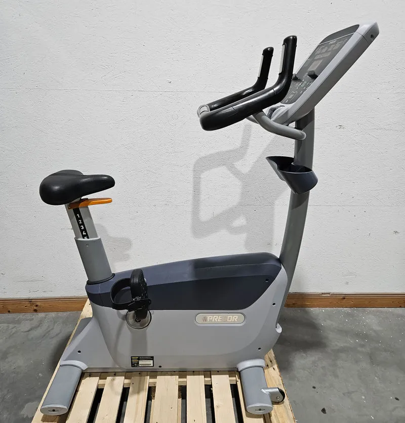 Precor Ergometer UBK 835, Upright Bike, LED Konsole, gebraucht - überholter Zustand