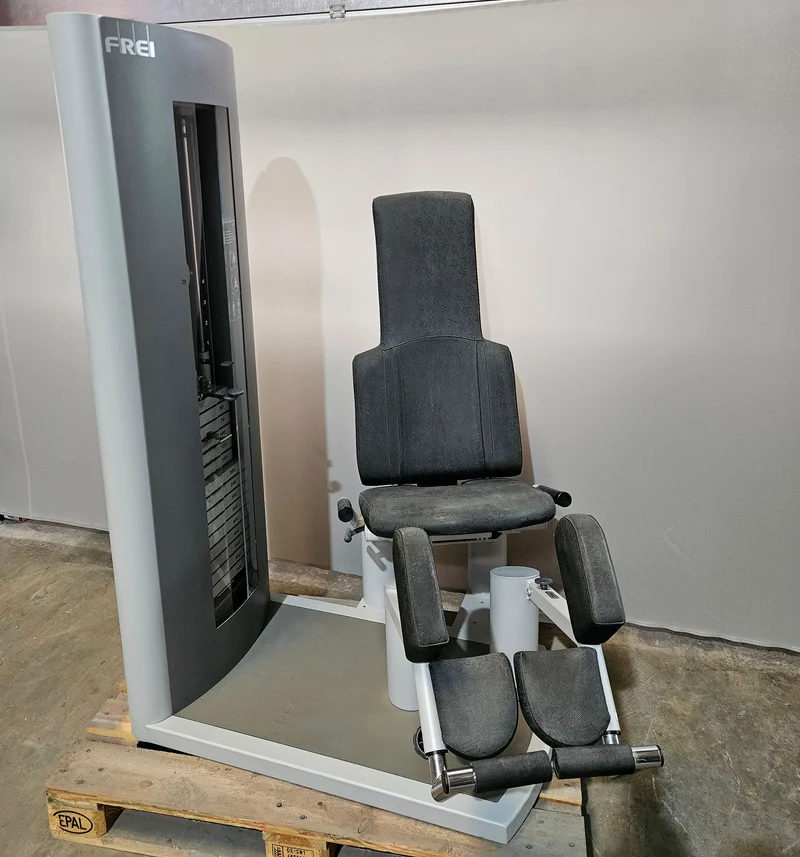 Frei Genius Eco Abduktorenmaschine, Hip Abduction, Abductor, Rahmenfarbe Silber, gebraucht - überholter Zustand