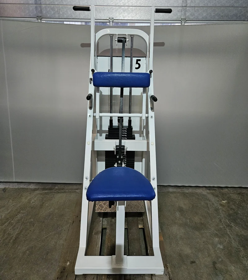 Proxomed Wadenmaschine sitzend durch Plantarflexion bzw Fuß Beugung, Farbe Weiß, gebraucht - geprüfter Zustand mit Gebrauchsspuren