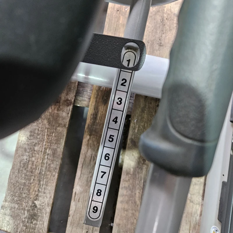 Technogym 2er Set = Beinstrecker und Beinbeuger, Leg Extension and Leg Curl Set, Selection Line, Rahmenfarbe Silber, gebraucht - überholter Zustand