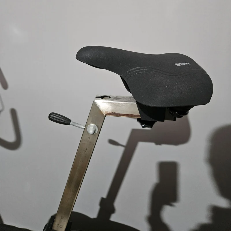Ergo Fit Ergometer Cycle 457 Med, Farbe Schwarz, gebraucht - überholter Zustand