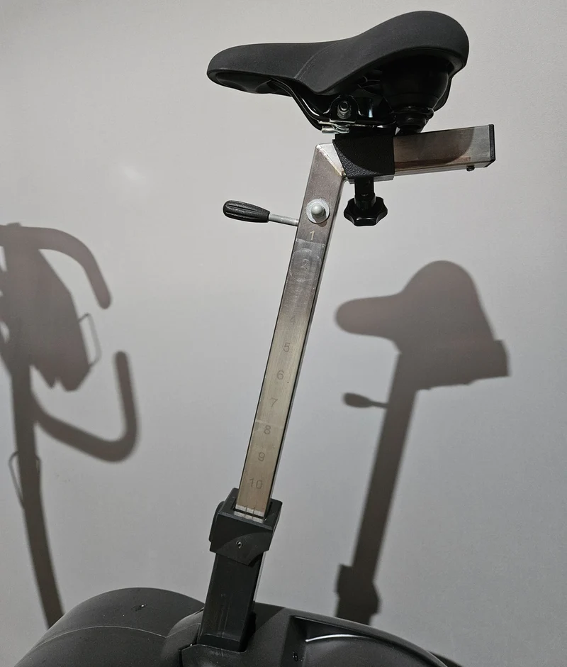 Ergo Fit Ergometer Cycle 457 Med, Farbe Schwarz, gebraucht - überholter Zustand