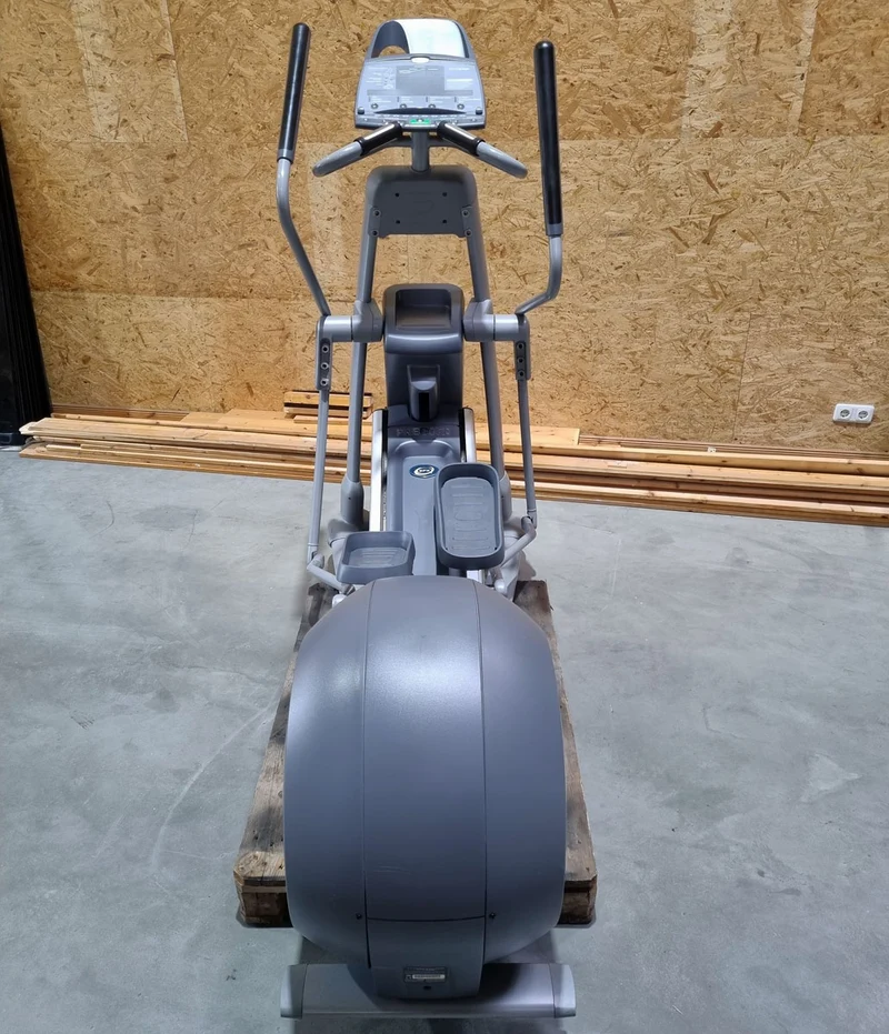 Precor Crosstrainer, EFX 576i mit CrossRamp - Steigung verstellbar, Ellipsentrainer - gebraucht - überholter Zustand
