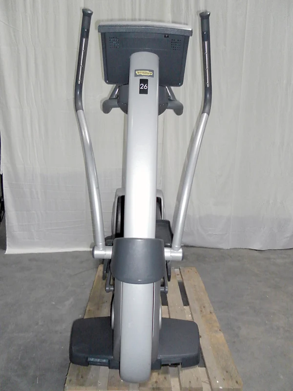 TechnoGym Crosstrainer Excite Line Syncro 700 mit Handpuls und Polar, gebraucht