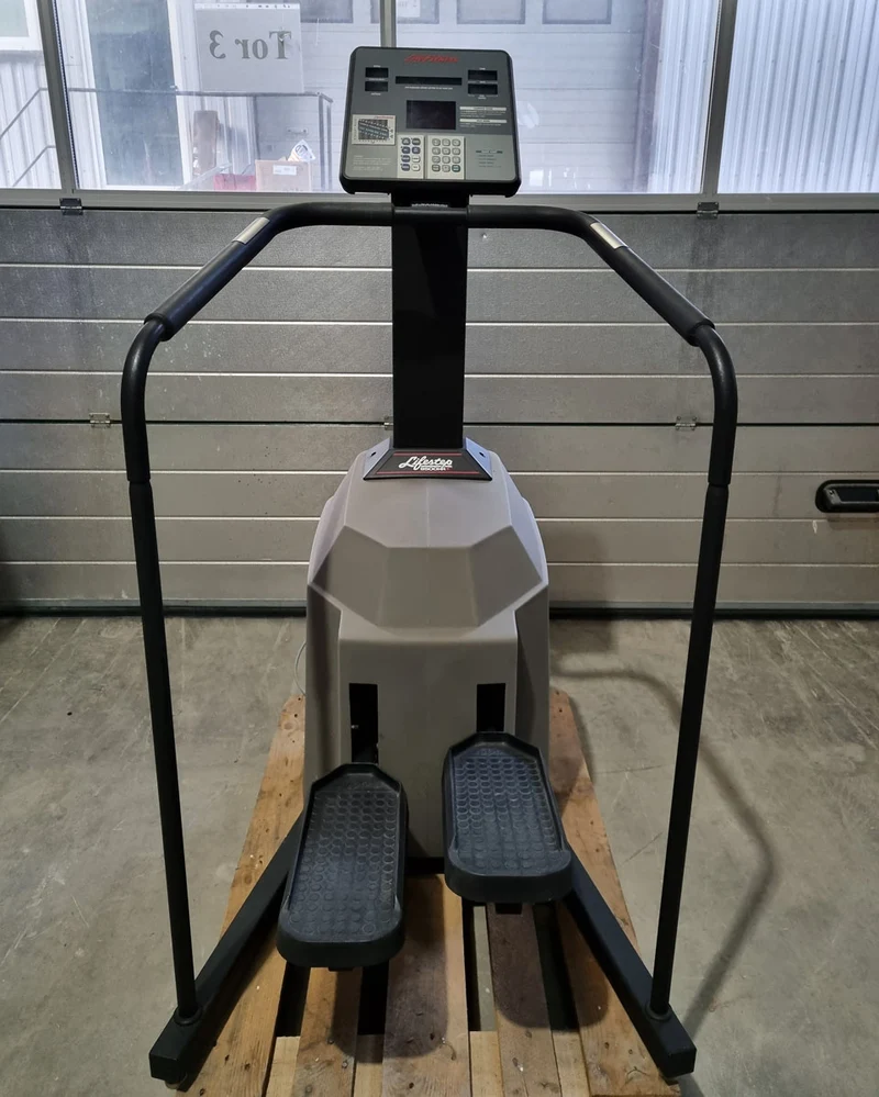 Life Fitness Step 9500 HR Stepper, gebraucht