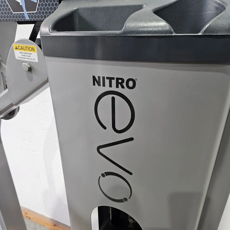 Nautilus Nitro EVO Lower Back, Rückenstreckermaschine, Hyperextension Maschine, Training für den unteren Rücken, Rahmenfarbe Silber, gebraucht - überholter Zustand