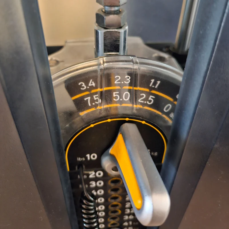 Matrix Ultra Pec Fly and Rear Delt G7-S22, Butterfly und Butterfly Reverse 2 in 1 Kombimaschine, Rahmen Silber, gebraucht - überholter Zustand
