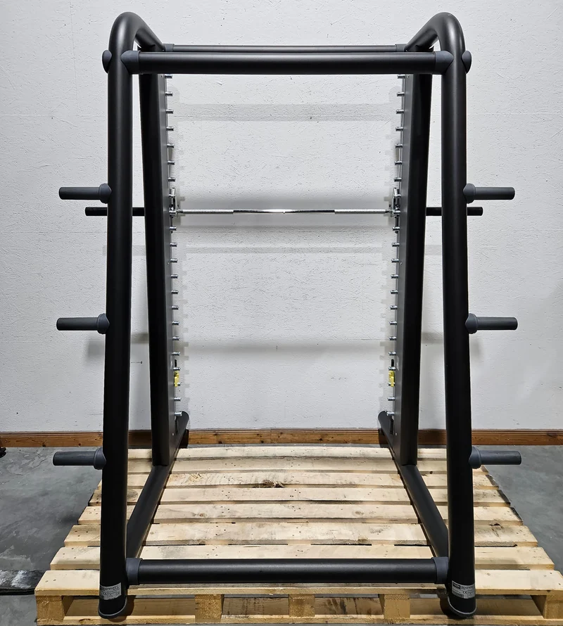 Technogym Multipower Multipresse geführt, Smith Machine, 50mm Scheibenaufnahme, Rahmenfarbe Schwarz, gebraucht - überholter Zustand