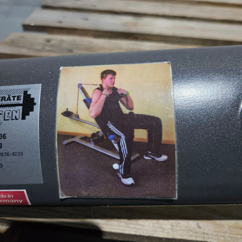 Bauchmaschine Plate loaded, Bauchbank, Sit Up Ab Crunch Bench, Crunchstuhl T 500, Teuwsen Sportgerät, Rahmenfarbe Anthrazit, gebrauchter - überholter Zustand