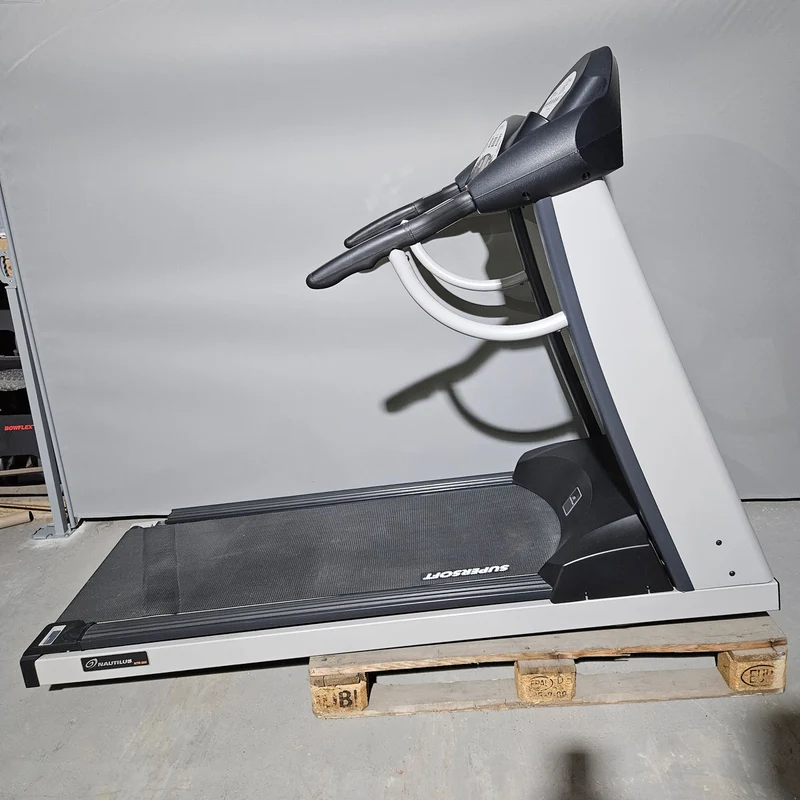 Nautilus Laufband NTR 800, Ausstellungsstück - guter gebrauchter Zustand
