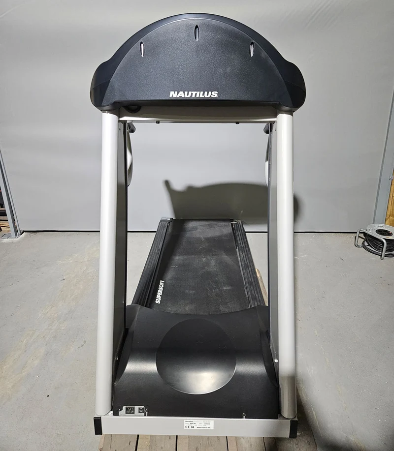 Nautilus Laufband NTR 800, Ausstellungsstück - guter gebrauchter Zustand