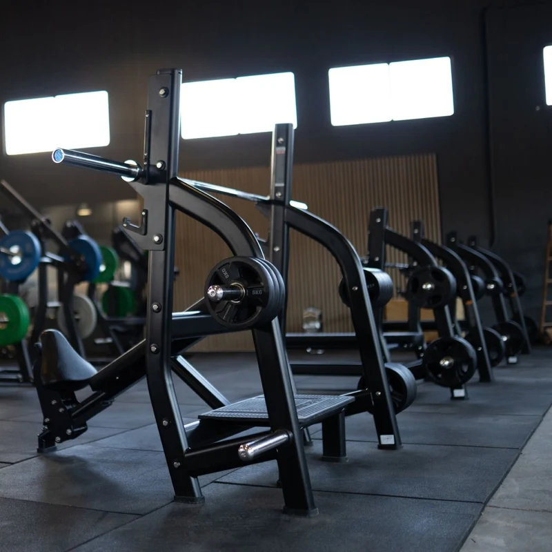 Titanium Strength Black Series Olympia-Hantelbank schräg BS-OIB
