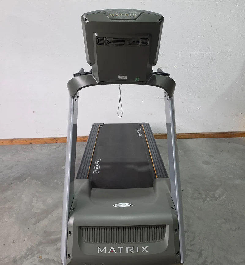 Matrix T5X Laufband, Neues Modell, LED Display, gebraucht - überholter Zustand inkl. neuer Laufdecke