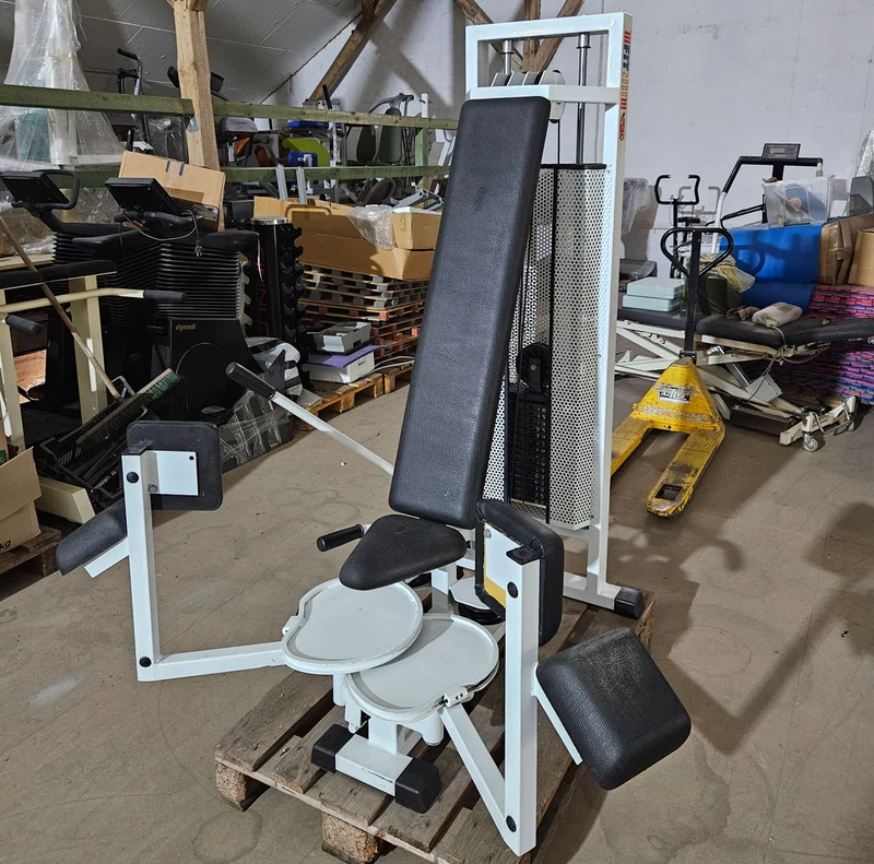 Panatta 2 Geräte im Set = Abduktoren und Adduktorenmaschine, Rahmen Weiß, Oldschool Bodybuilding Kraftgeräte, Fit 2000 Serie, gebraucht mit Gebrauchsspuren