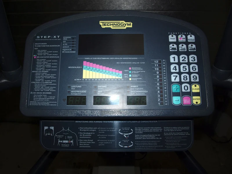 TechnoGym XT Line Stepper - Step XT, gebraucht - geprüfter Zustand, funktionsfähig