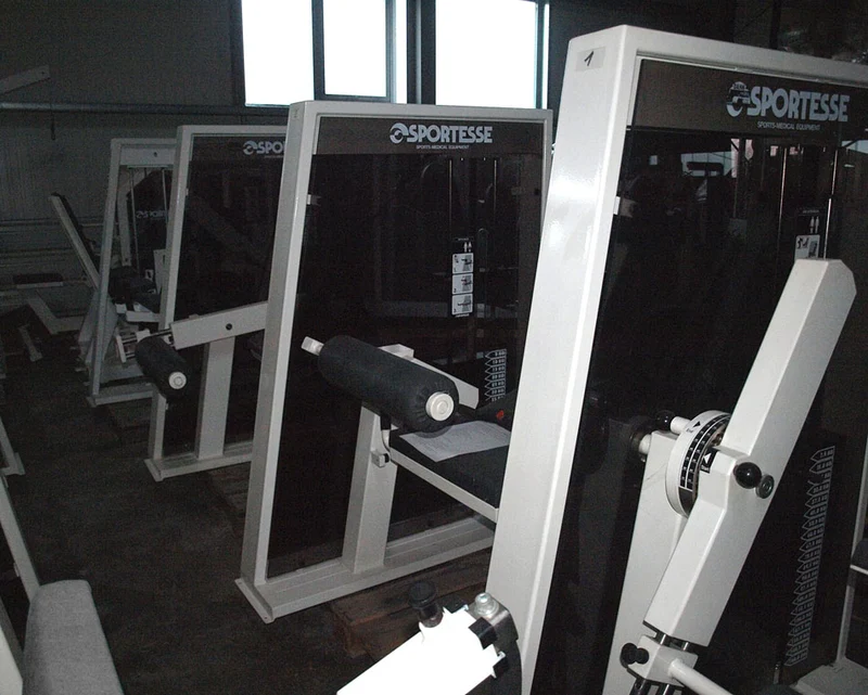 Sportesse Kraftgerätepark, 17 Fitnessgeräte, komplette Fitnessstudio Ausstattung, gebraucht