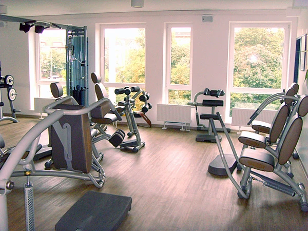 Easy Line Zirkel, TechnoGym, 8 Kraftgeräte, gebraucht