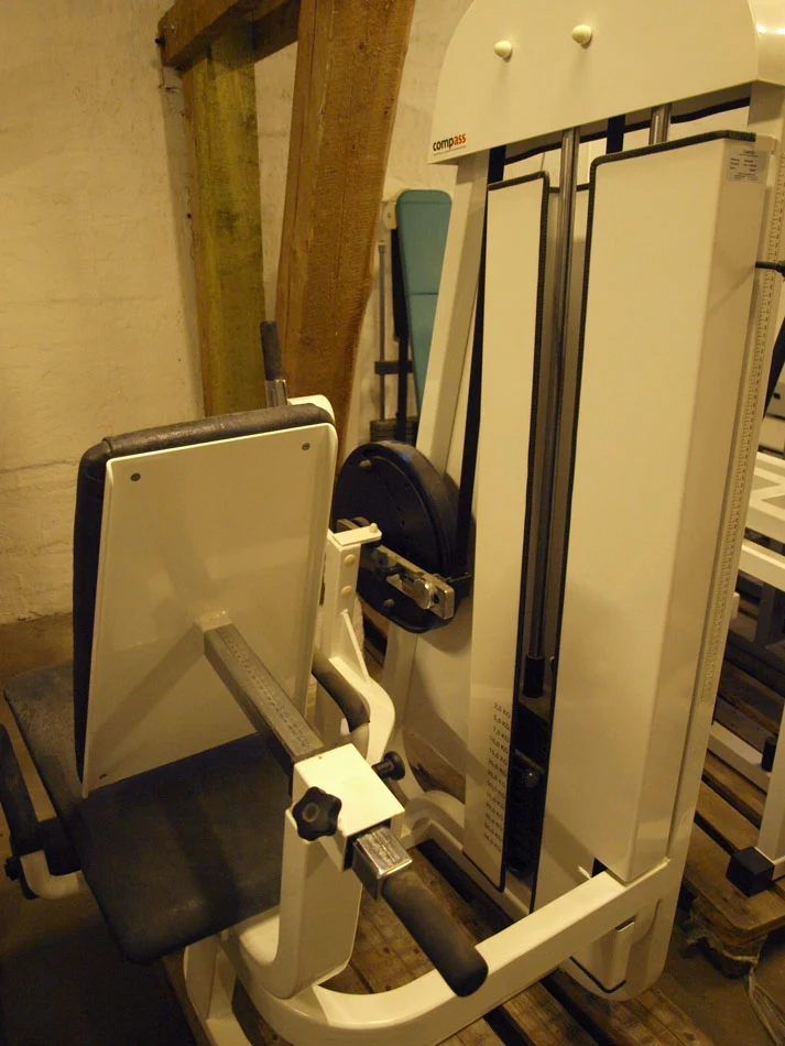 Proxomed Compass, Beinstrecker verstellbar, Leg Extension Rahmen Weiß, gebraucht - überholter Zustand