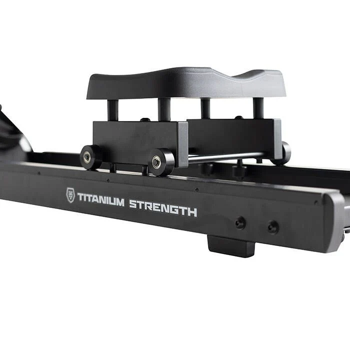 Titanium Strength Rudergerät Acqua Rower