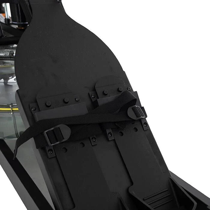 Titanium Strength Rudergerät Acqua Rower