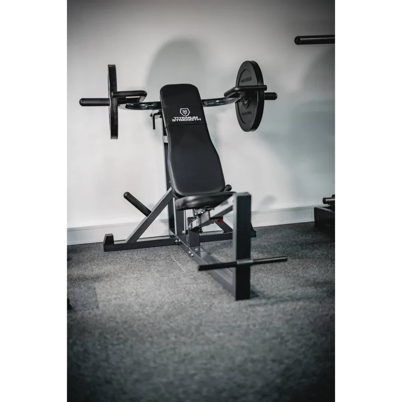 Titanium Strength Multifunktionale Brust- und Schulterpresse PM50 (plate loaded)