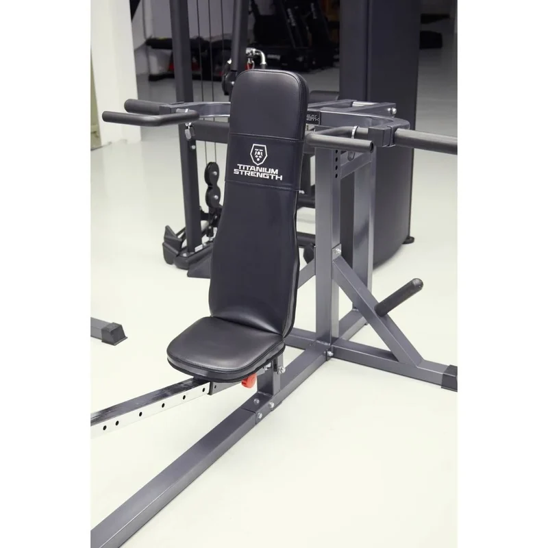 Titanium Strength Multifunktionale Brust- und Schulterpresse PM50 (plate loaded)
