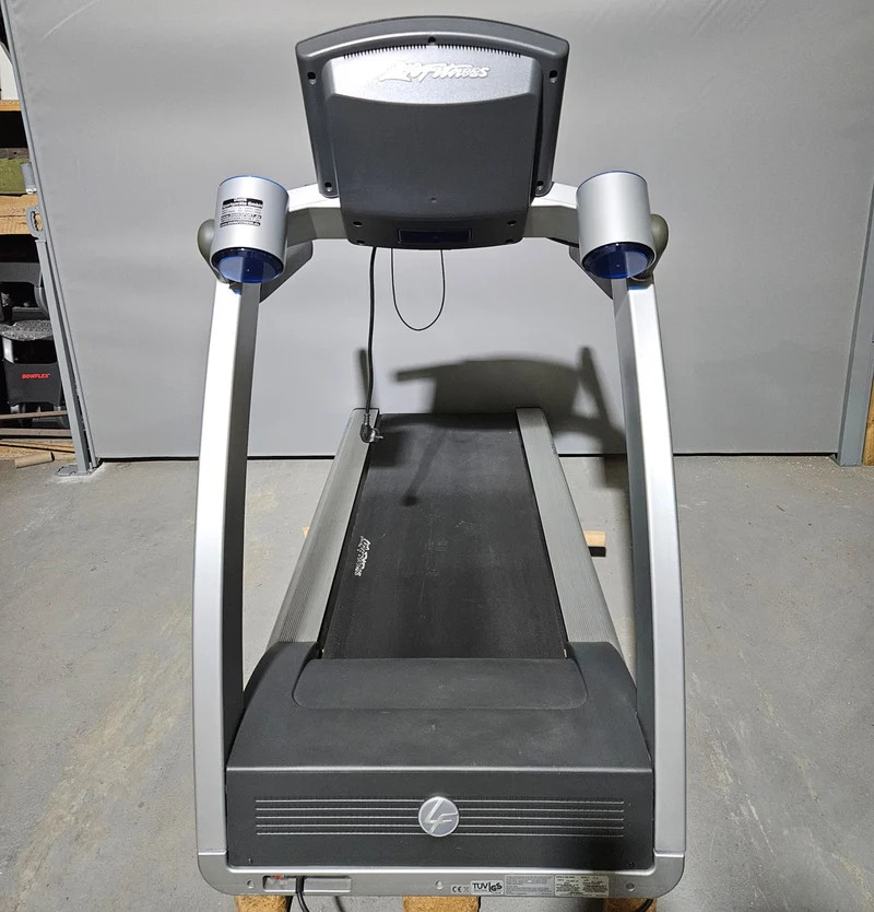 Life Fitness Laufband T7.0, gebraucht - überholter Zustand