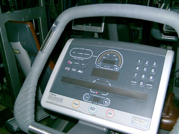 TechnoGym Excite Line 500 / 700 Cardiogerätepark, 4 Fitnessgeräte, gebraucht