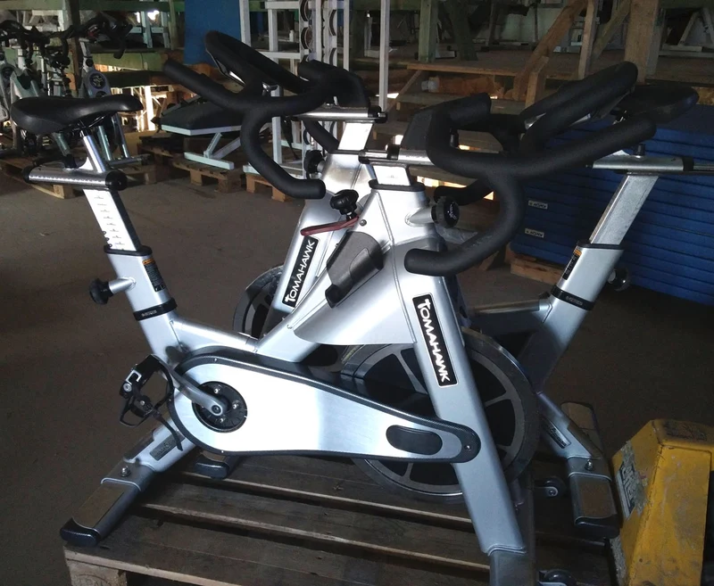 Tomahawk Indoor Cycle S-Serie, Silber, gebraucht - 15 Stück