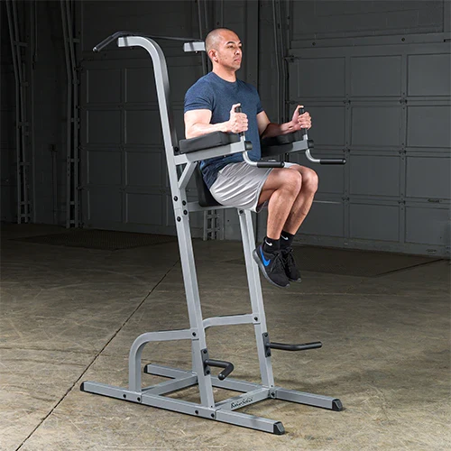 Body-Solid Klimmzug- und Dipstation mit Beinheben GVKR82
