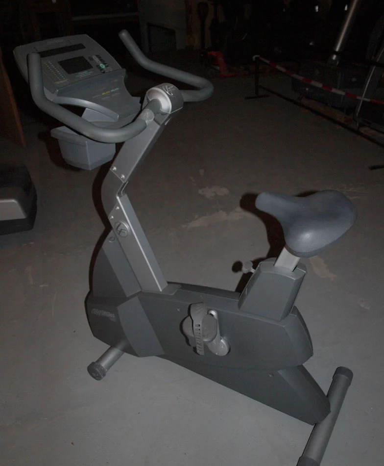 Life Fitness Silverline Cardiogerätepark, 7 Cardiogeräte, gebraucht - überholter Zustand