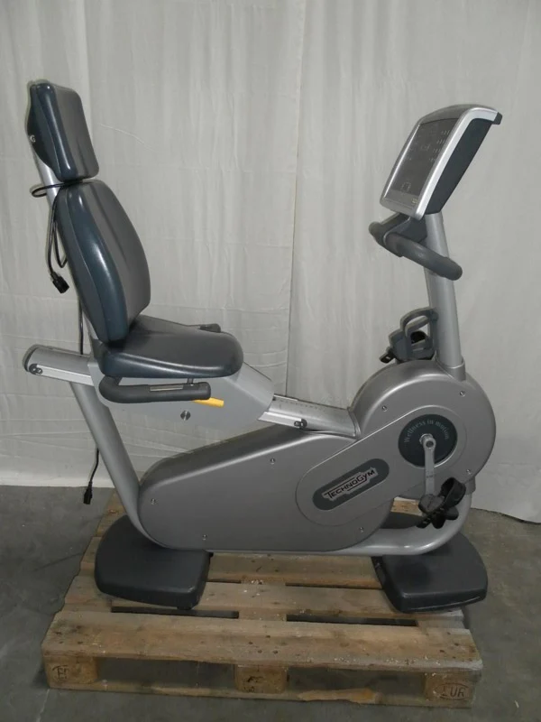 TechnoGym Cardiogeräte Excite Line 500 und 700, Fitnessgeräte Set