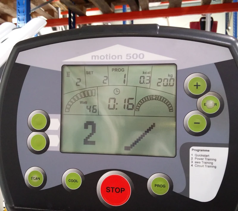 SportsArt 9er Kraftzirkel mit Emotion Displays, Status Serie Kraftgeräte, erweiterbar, Farbe Weiß, gebraucht und generalüberholt