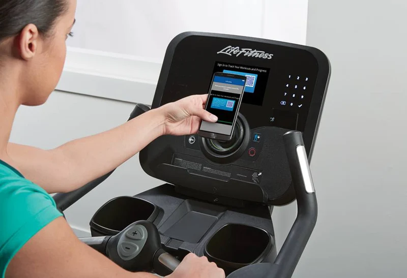 Life Fitness Ergometer Lifecycle, Elevation Series, Sitzergometer, Explore Konsole, Ausstellungsstücke, 1 Jahr jung, Zustand Neuwertig