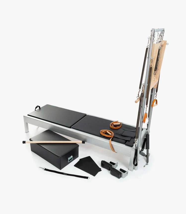 Contrology by Balanced Body Reformer mit Turm