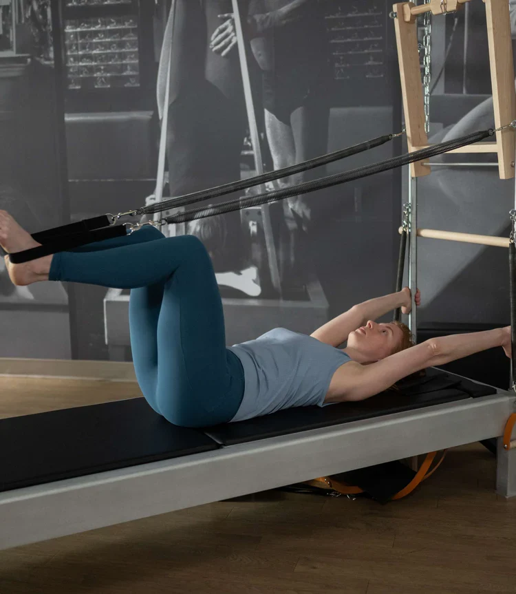 Contrology by Balanced Body Reformer mit Turm