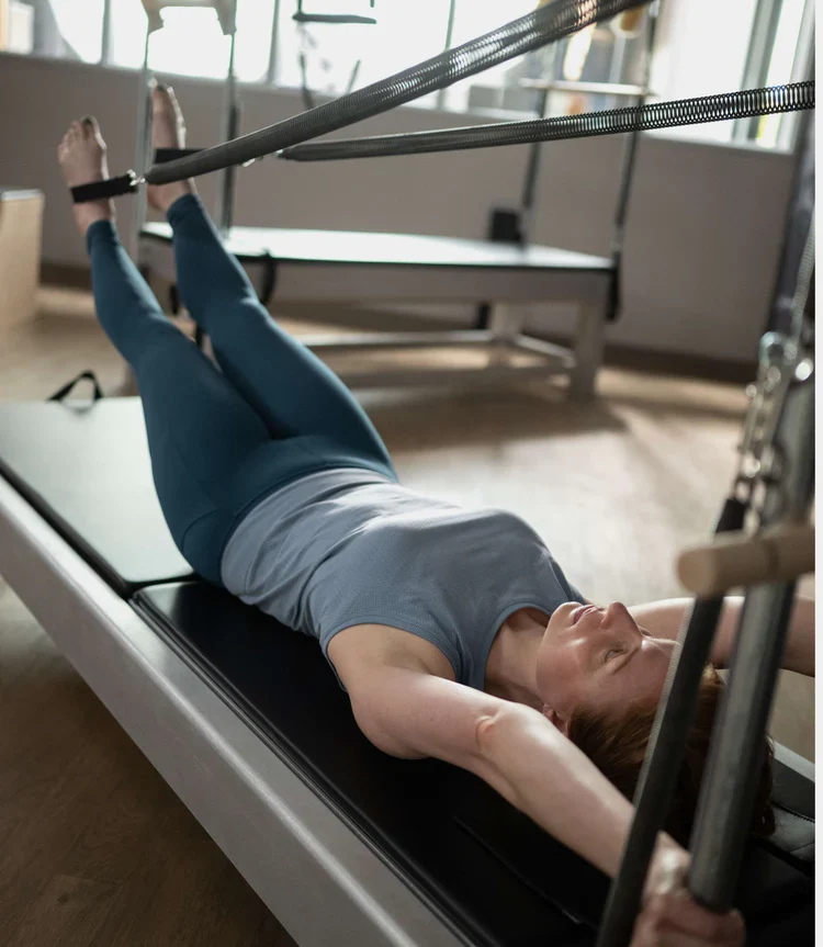 Contrology by Balanced Body Reformer mit Turm
