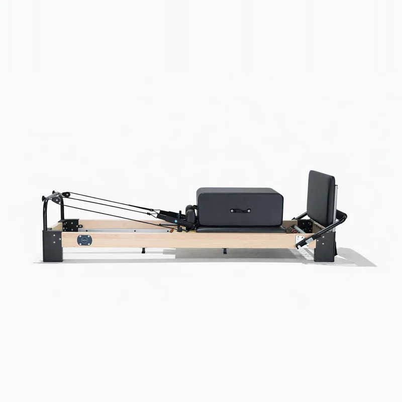 The Virtù Line Reformer CENERE