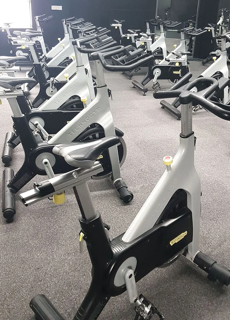 Technogym Group Cycle Ride, Indoor Cycling Bike, viele Kurs Fahrräder verfügbar, gebraucht und geprüft - Sonderpreis