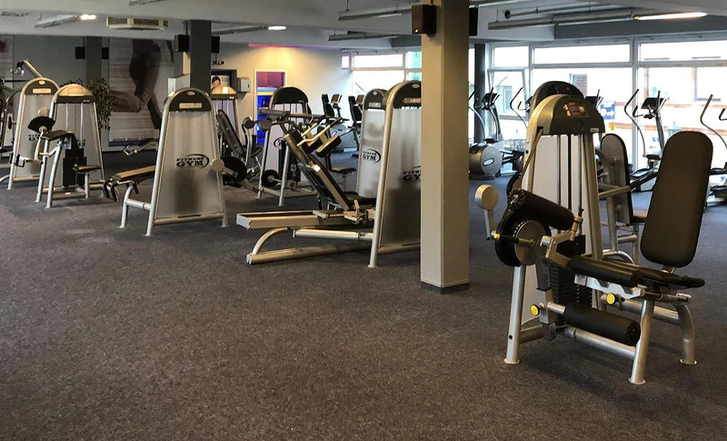 Proxomed Compass 530 medizinisches Kraftgeräteset, 26 Trainingsgeräte Proxowell C-Well, gebraucht - überholter Zustand